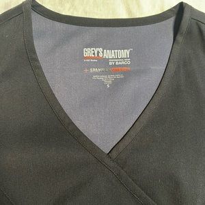 Greys anatomy size Small black brand new scrub top!!